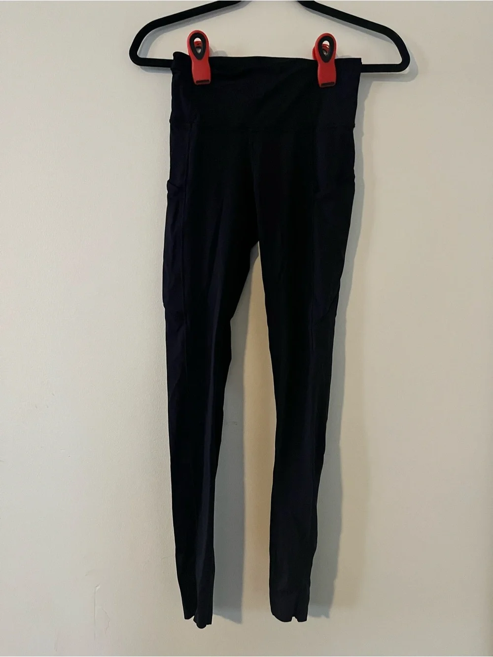Lululemon Black Leggings Side Pockets 4 Full Length Stretchy